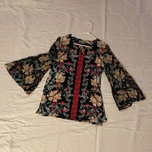 Floral JM collection size medium polyester long sleeve blouse